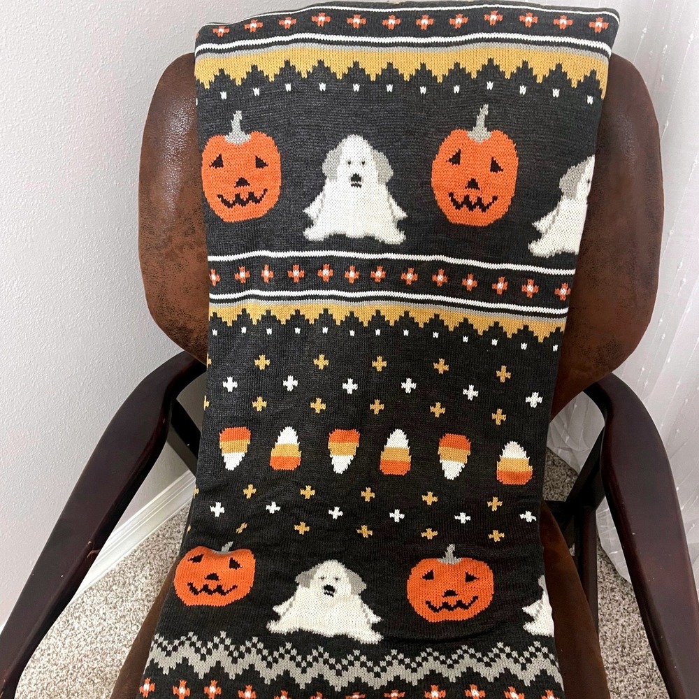 Pottery Barn Halloween Ghost Dog Pumpkin Candy Corn Sherpa Knit Throw 50x60